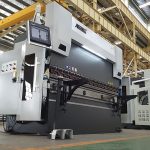 ლითონის ფურცელი 100t / 3200 ლითონის სამაგისტრო პრესის მუხრუჭით